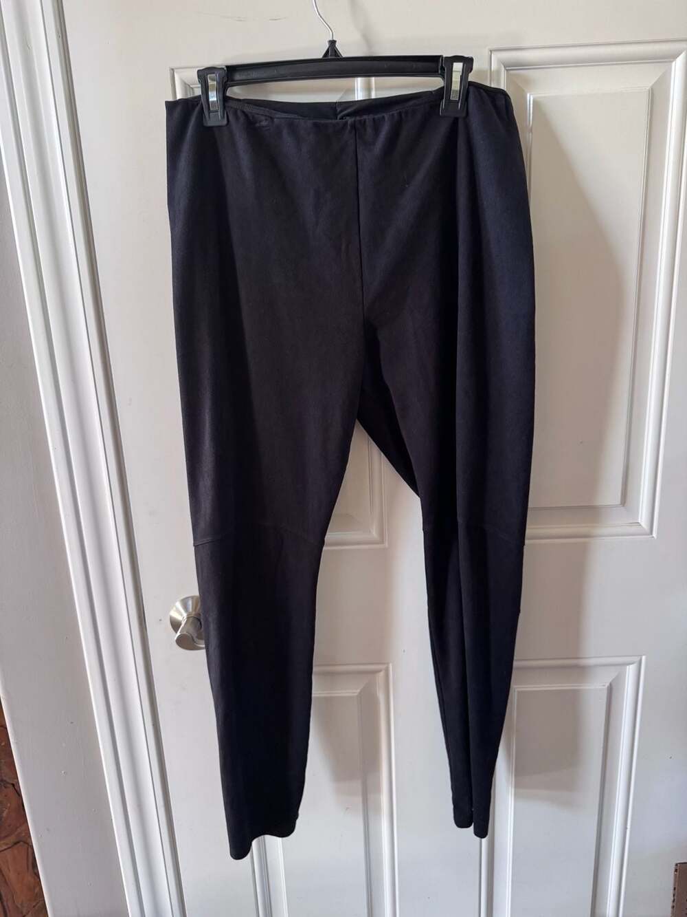 LYSSÉ Women’s XL Black Faux Suede Leggings Pants – Pull-On Stretch
